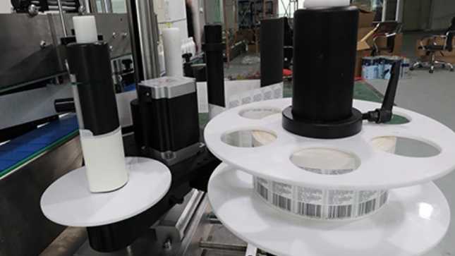 滾貼貼標機,貼標機,全自動貼標機