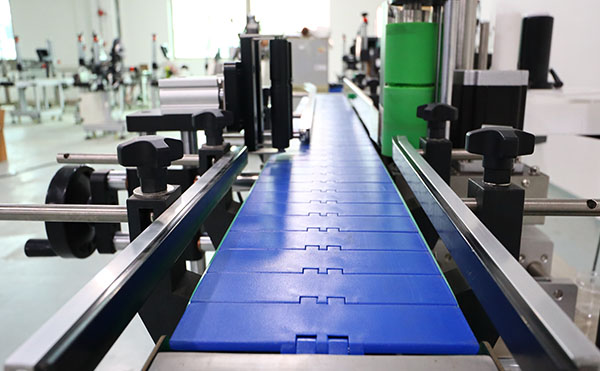 全自動臥式圓瓶貼標機,臥式圓瓶貼標機,貼標機生產(chǎn)廠家